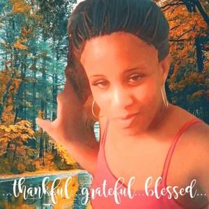 Meet your Posher, Brittney